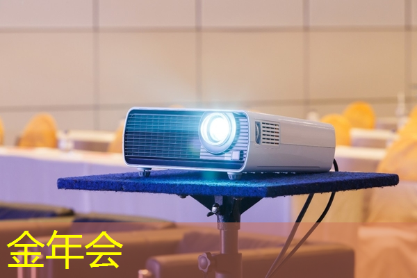 这个夏天，创维光电智慧商显点亮你的消费欲望